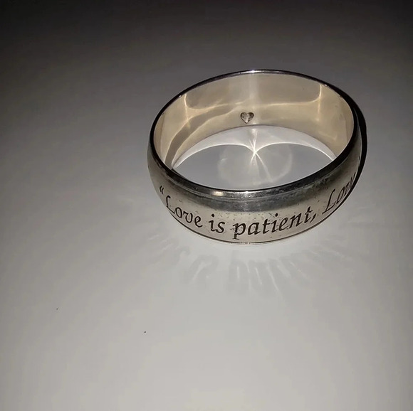 Trades of Hope Corinthians Bangle, Trades of Hope gray beaded bracelet. - Picture 4 of 6